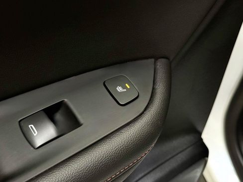Used 2023 Chevrolet Blazer RS w/ Driver Confidence II Package AWD/4WD image 17