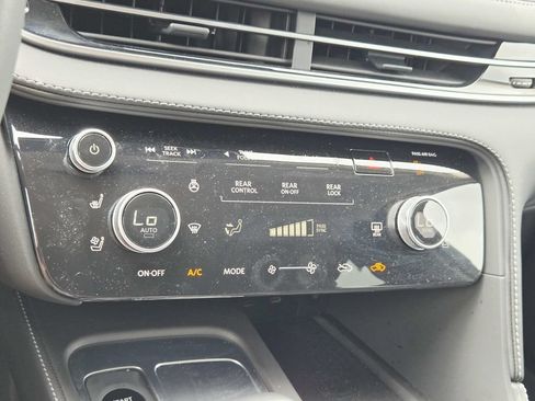 Used 2026 INFINITI QX60 Luxe w/ Cargo Package FWD image 30