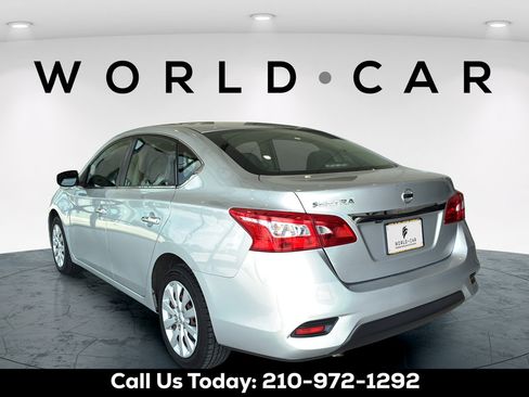 Used 2019 Nissan Sentra S FWD image 9