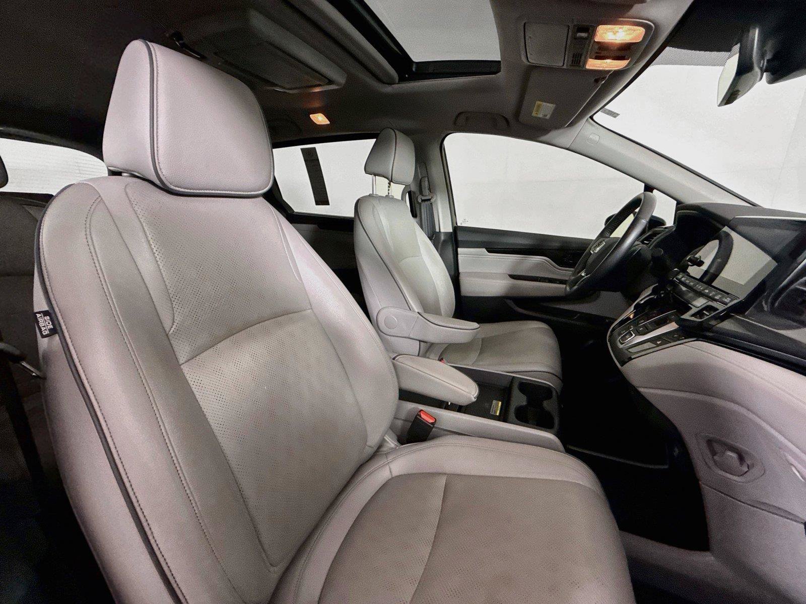 Used 2024 Honda Odyssey Elite image 41