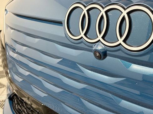 Used 2025 Audi A6 e-tron Ultra w/ Ultra Package image 17