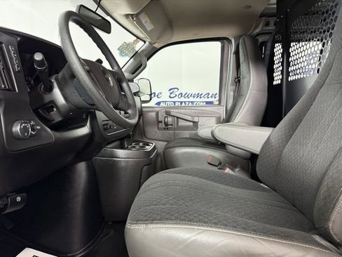 Used 2024 Chevrolet Express 2500 w/ Driver Convenience Package image 11