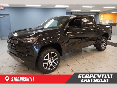 Used 2023 Chevrolet Colorado Z71 w/ Z71 Convenience Package 2