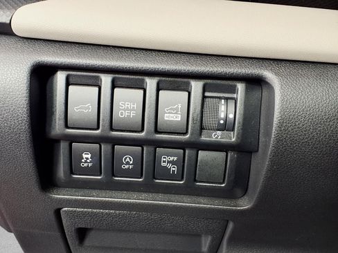 Certified 2023 Subaru Forester Limited AWD/4WD image 17