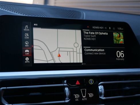 Used 2021 BMW 330e xDrive w/ Convenience Package image 22