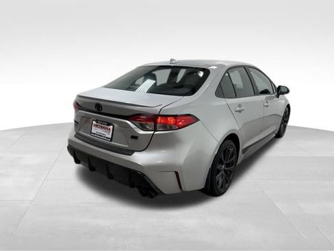 Used 2024 Toyota Corolla SE image 6