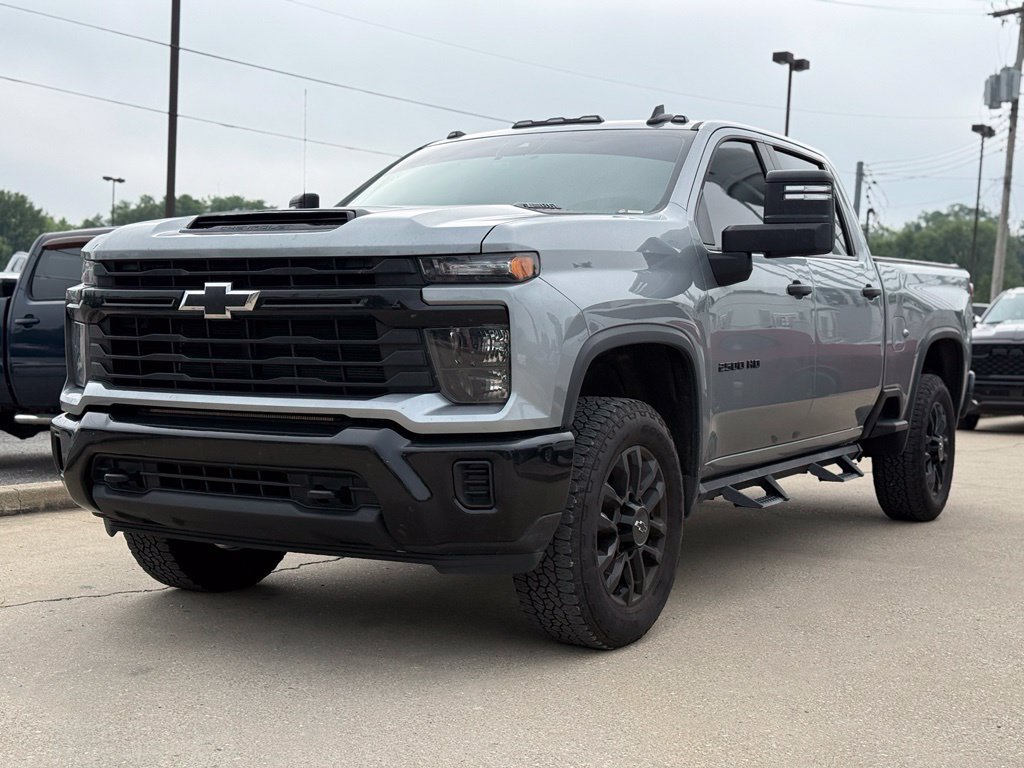 Used 2025 Chevrolet Silverado 2500 Custom w/ Custom Blackout Package AWD/4WD image 25