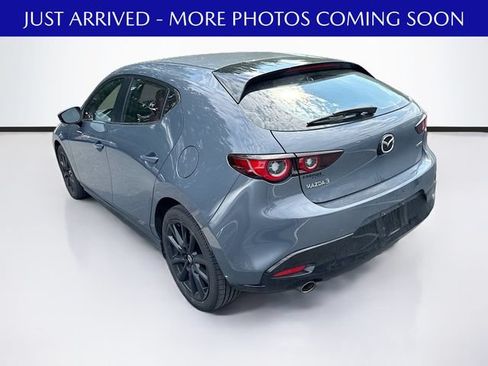 Used 2023 MAZDA MAZDA3 s FWD image 6