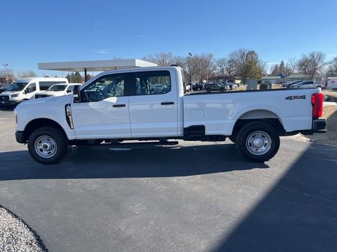 Used 2024 Ford F350 XL w/ FX4 Off-Road Package image 7