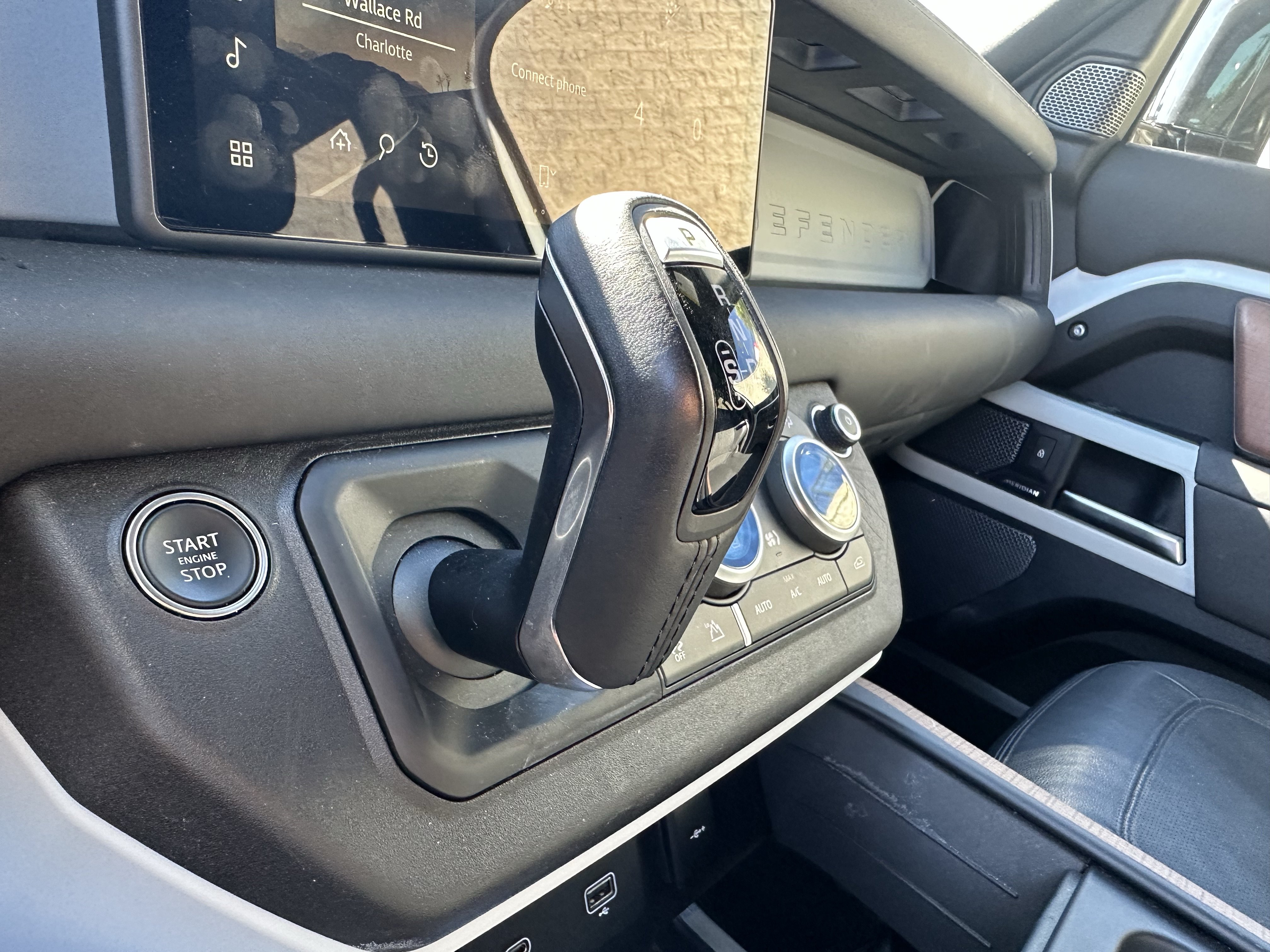 Used 2024 Land Rover Defender 110 S AWD/4WD image 24