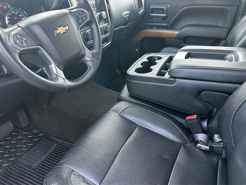Used 2017 Chevrolet Silverado 2500 LTZ image 11