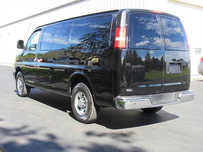Used 2015 Chevrolet Express 2500 LT w/ LT Preferred Equipment Group RWD image 6