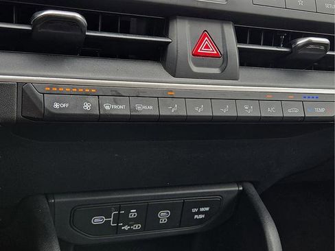 Used 2025 Kia K4 FWD image 14