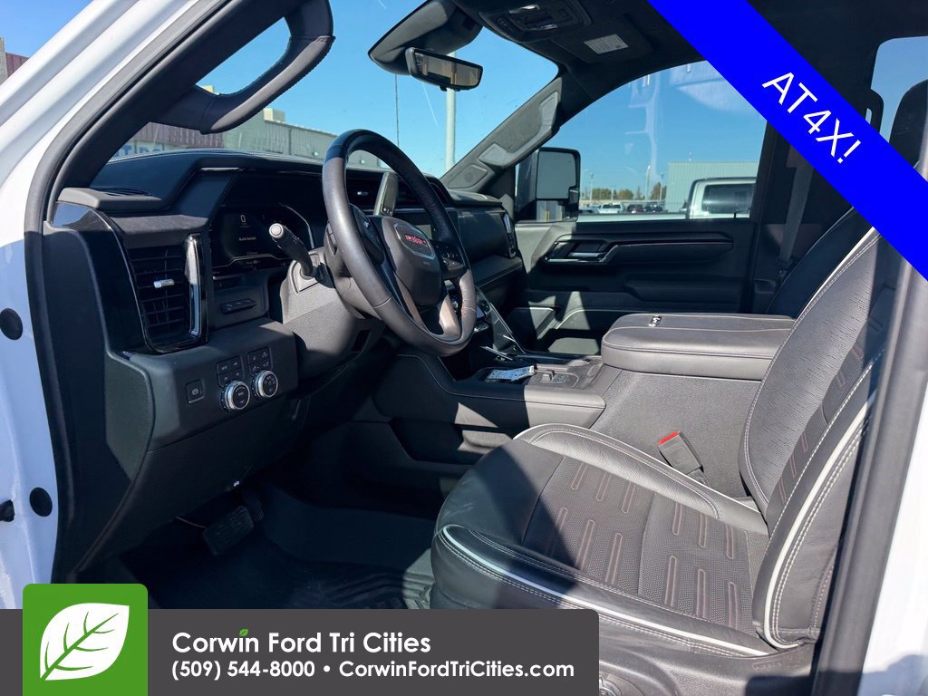Used 2024 GMC Sierra 2500 AT4X w/ AT4X AEV Edition AWD/4WD image 2