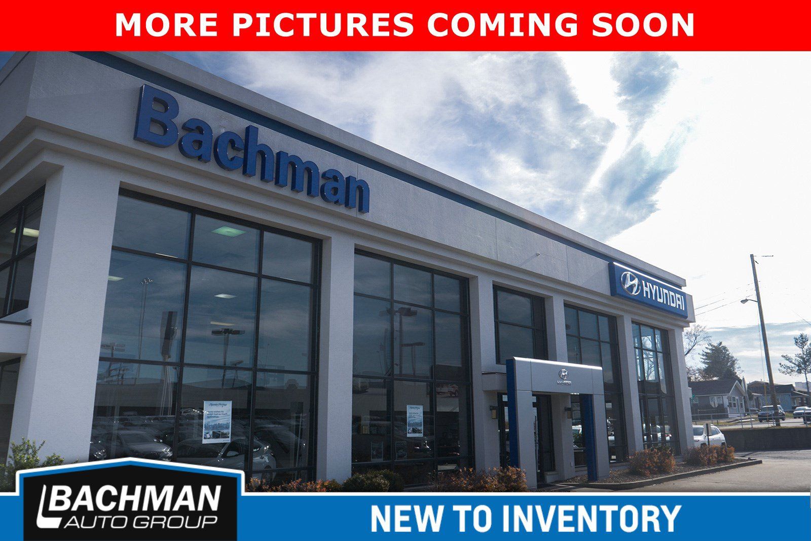 Used 2022 Chrysler Pacifica Touring-L AWD/4WD image 9
