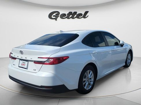 Used 2025 Toyota Camry LE FWD image 5