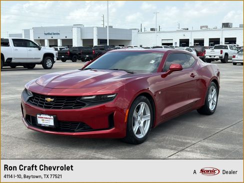 Used 2022 Chevrolet Camaro LT RWD image 1