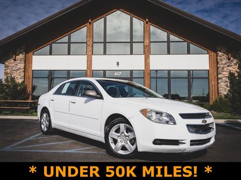 Used 2011 Chevrolet Malibu LS image 1