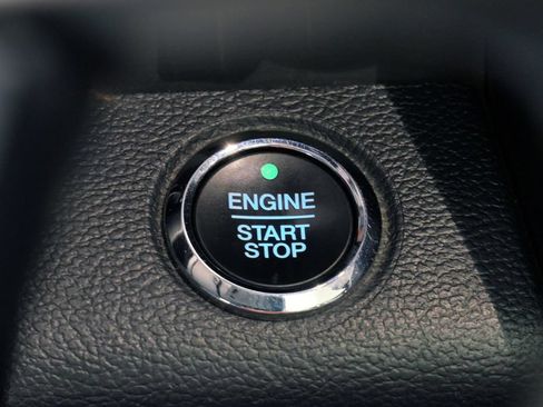 Used 2022 Ford F350 Platinum w/ Tremor Off-Road Package AWD/4WD image 29