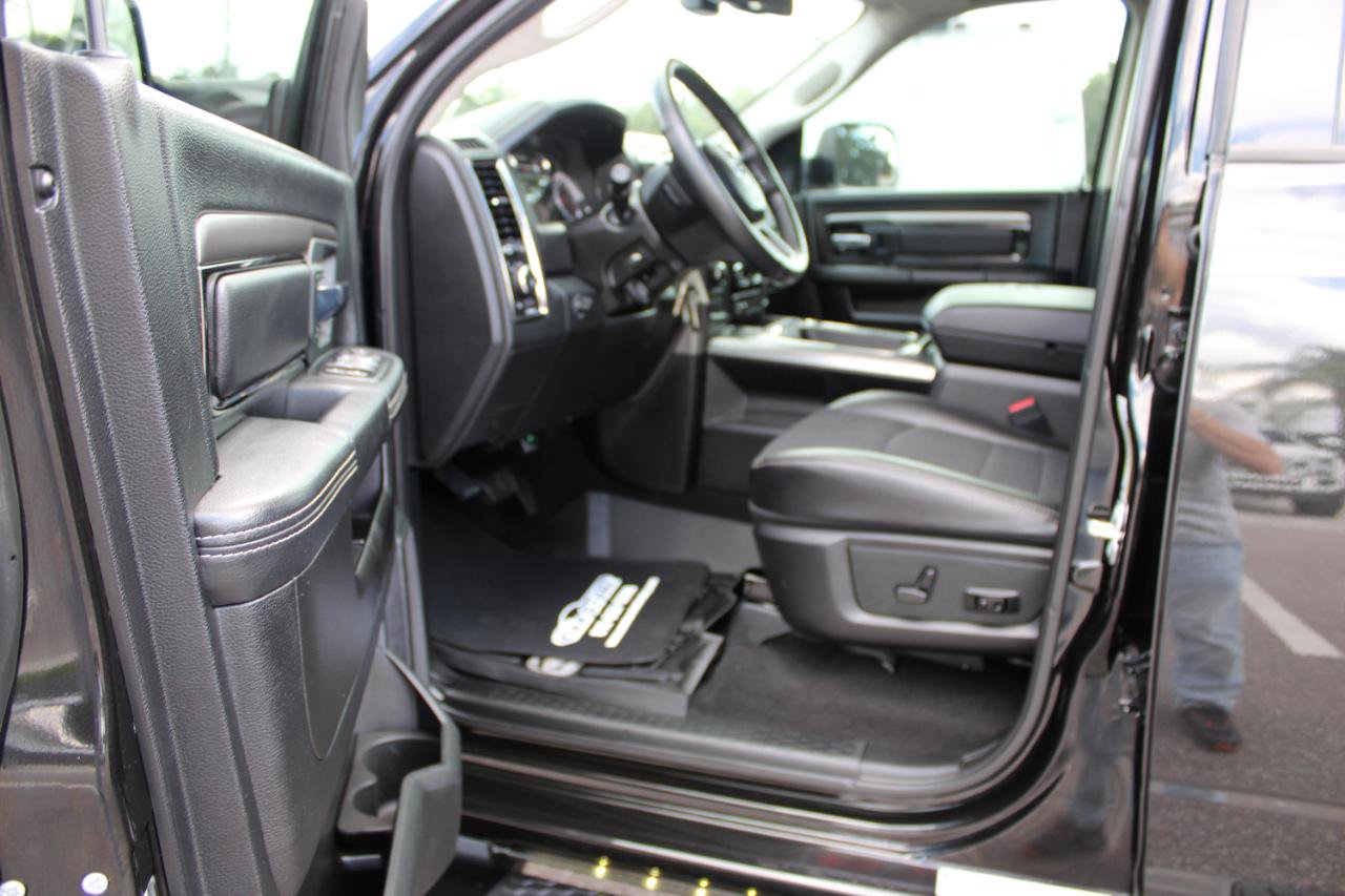 Used 2018 RAM 3500 Big Horn w/ Max Tow Package AWD/4WD image 19