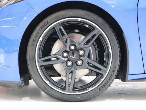 Used 2020 Chevrolet Corvette Stingray Coupe RWD image 12