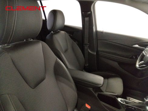 Used 2025 Buick Encore GX Preferred image 41