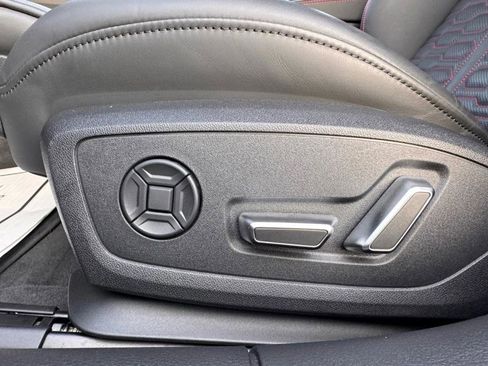 Used 2025 Audi RS 6 performance image 5