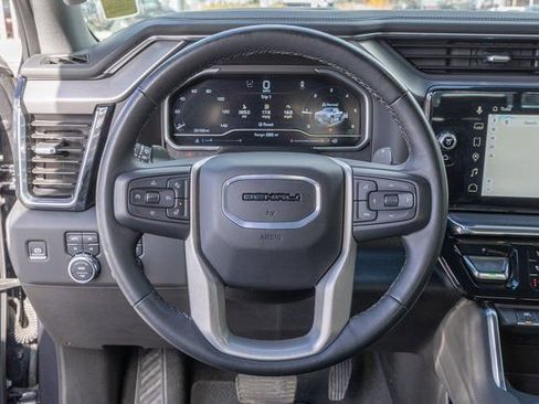 Used 2024 GMC Sierra 1500 Denali w/ Denali Reserve Package image 17