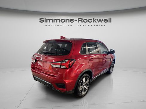 Used 2024 Mitsubishi Outlander Sport SE image 5