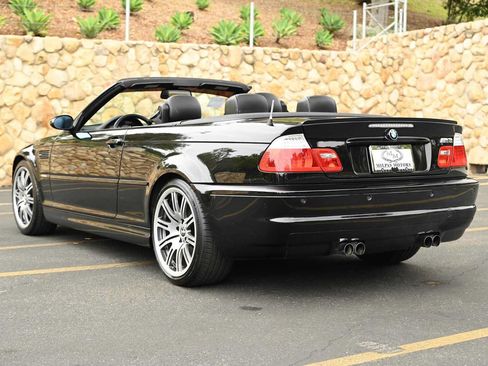 Used 2005 BMW M3 Convertible RWD image 2