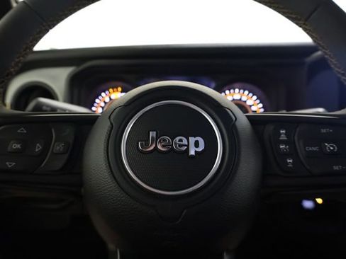 Used 2024 Jeep Wrangler Sport S image 14