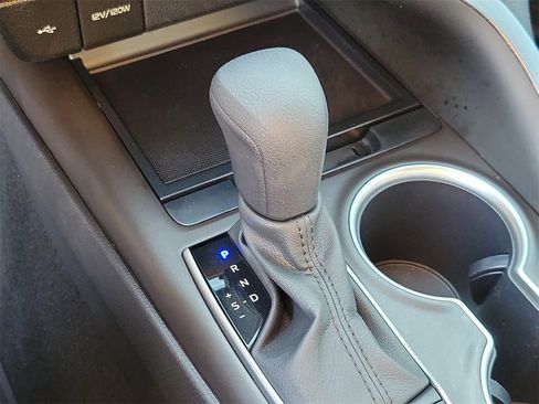 Used 2023 Toyota Camry LE image 27