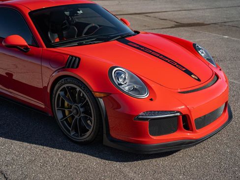Used 2016 Porsche 911 GT3 RS image 11