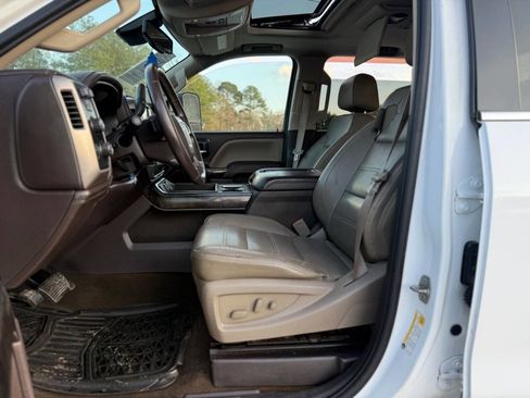 Used 2015 GMC Sierra 2500 Denali w/ Duramax Plus Package image 17
