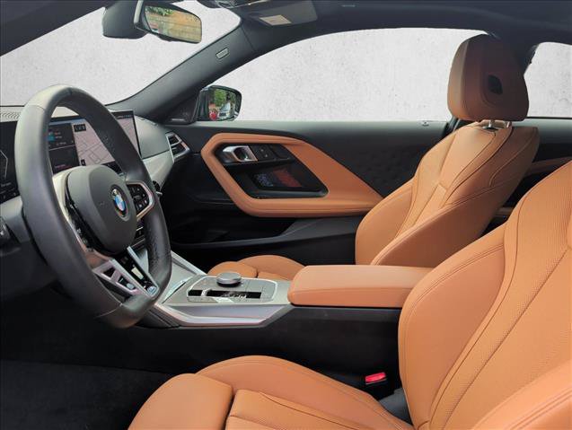 Used 2025 BMW 230i Coupe w/ M Sport Package RWD image 10