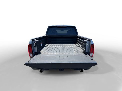 Used 2023 Honda Ridgeline Sport image 17