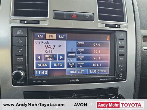 Used 2009 Chrysler 300 C w/ Luxury Group II image 21