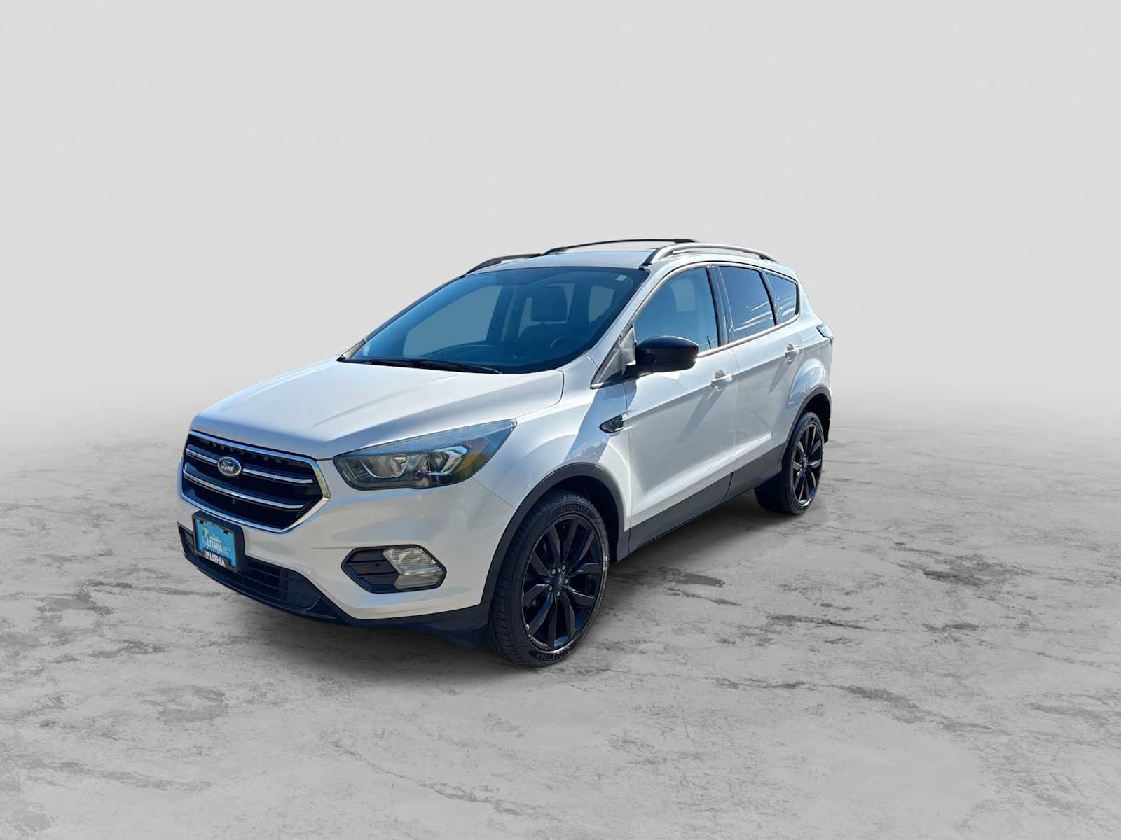 Used 2017 Ford Escape SE w/ Equipment Group 201A AWD/4WD image 4
