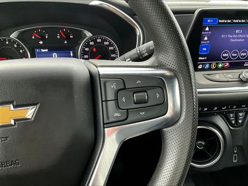 Used 2022 Chevrolet Blazer LT FWD image 12