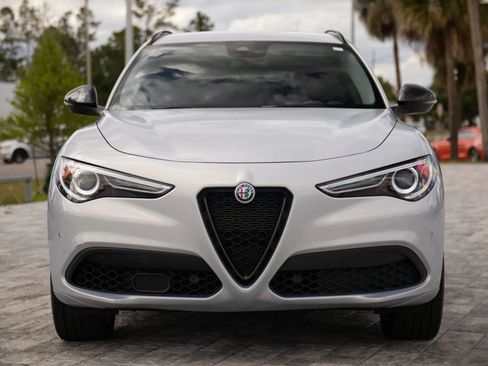 Used 2020 Alfa Romeo Stelvio Sport w/ Quick Order Package 22K Sport RWD image 4