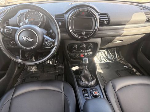 Used 2017 MINI Cooper Clubman ALL4 AWD/4WD image 18
