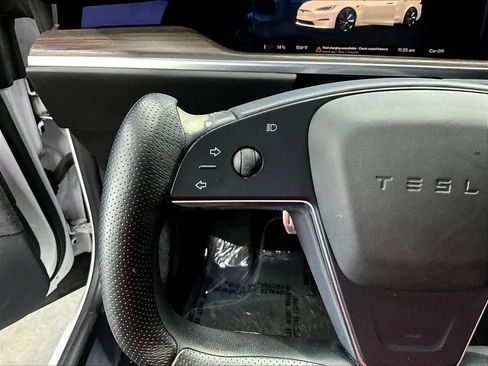 Used 2022 Tesla Model S AWD/4WD image 13