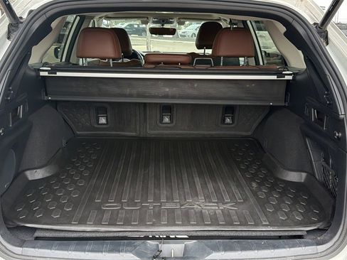 Used 2020 Subaru Outback Touring w/ Popular Package #2 image 35