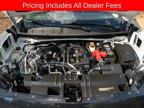 Used 2025 Nissan Kicks SR AWD/4WD image 12