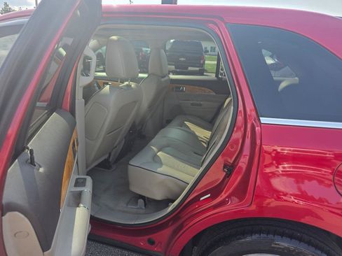 Used 2012 Lincoln MKX FWD image 7