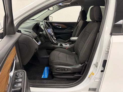 Used 2020 GMC Terrain SLE w/ Driver Convenience Package FWD image 18