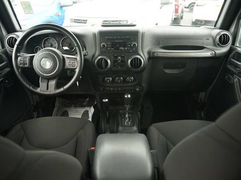 Used 2018 Jeep Wrangler Unlimited Sport S AWD/4WD image 20
