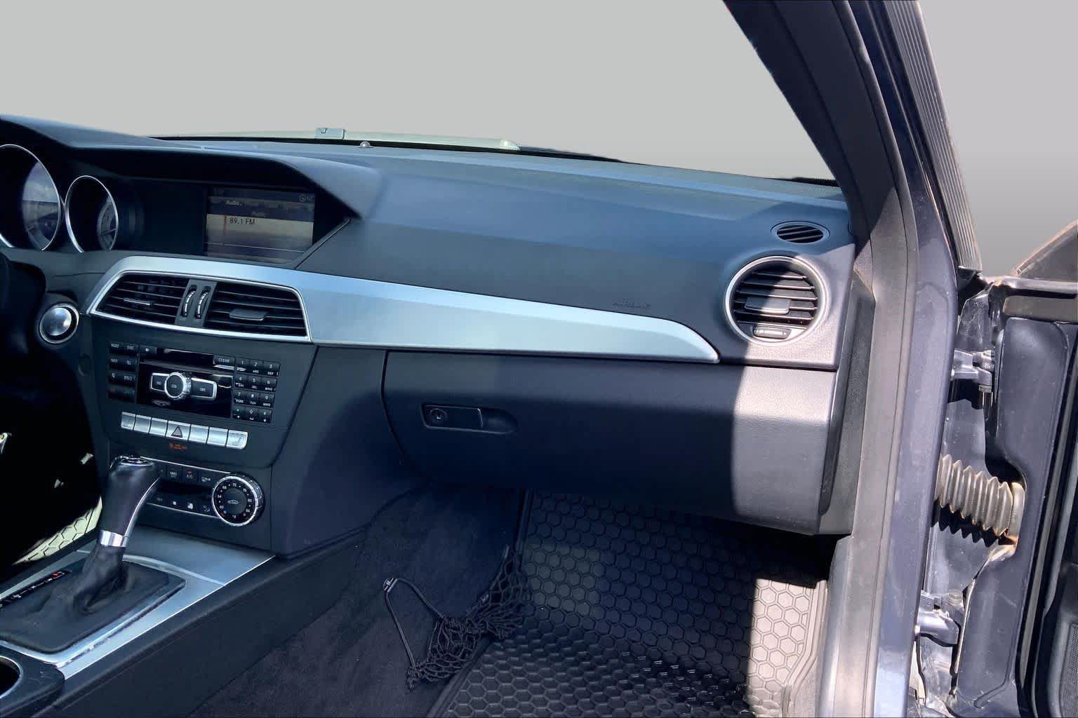 Used 2013 Mercedes-Benz C 250 Coupe image 19