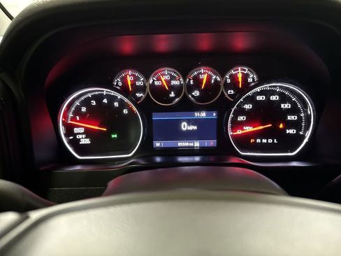 Used 2020 Chevrolet Silverado 1500 LT Trail Boss w/ Convenience Package AWD/4WD image 12