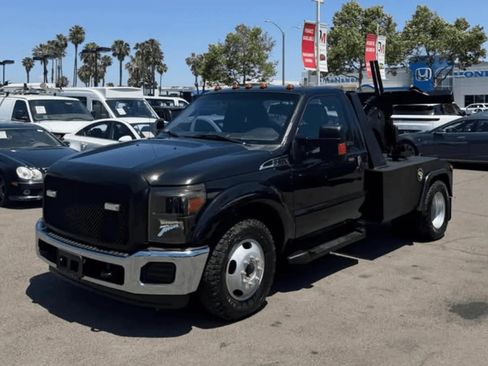 Used 2014 Ford F350 XL w/ Power Equipment Group RWD image 3